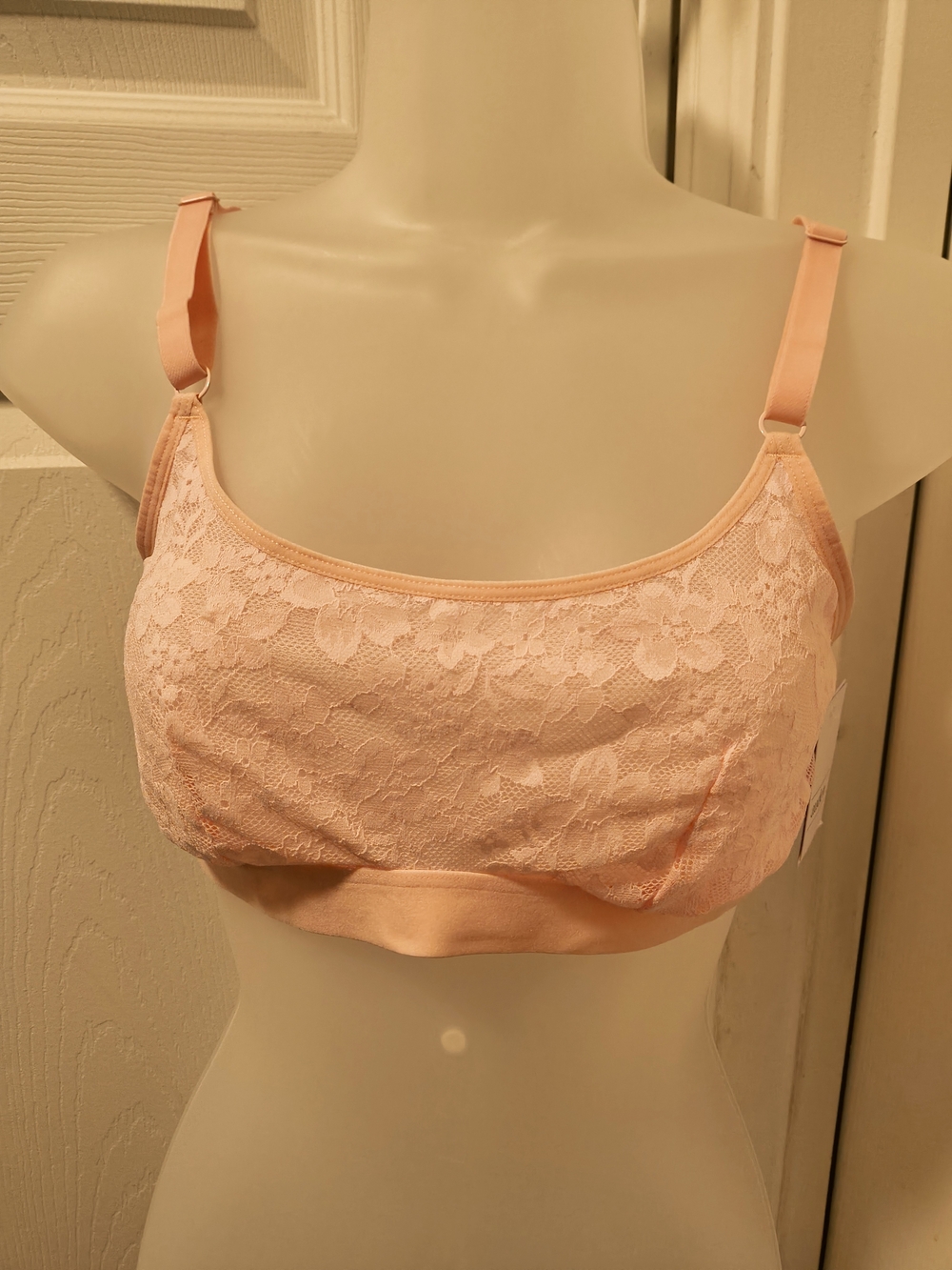 Lace-Overlay Everyday Comfort Bralette - Peach